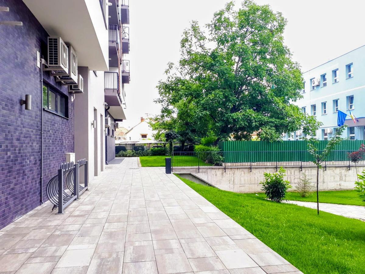 Highsky Oradea Apartments Bagian luar foto